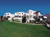 Albatross Hotel & Bungalows 